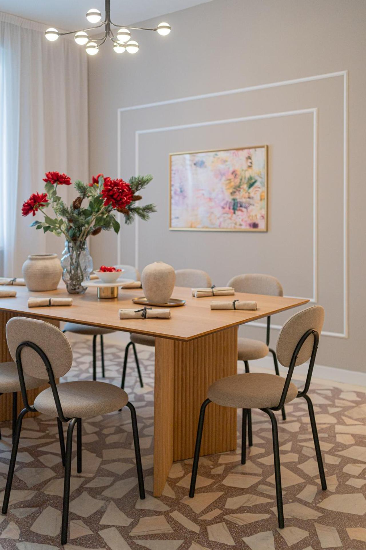 Loggia & Luxe 5Br Penthouse In Universitatii Area Бухарест Экстерьер фото